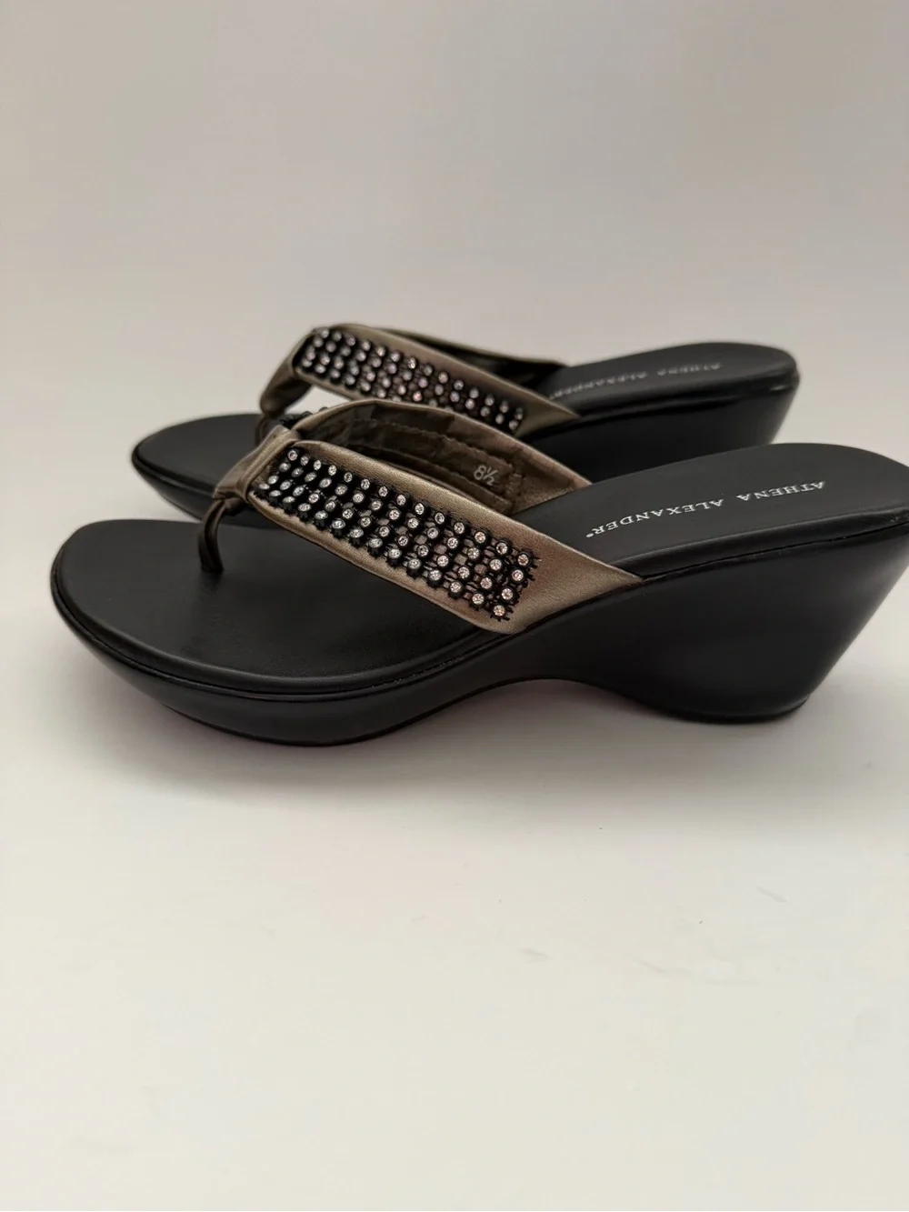 Athena Alexander Cooper Silver Rhinestone Wedge Flip Flops Sandals 8.5 NWT